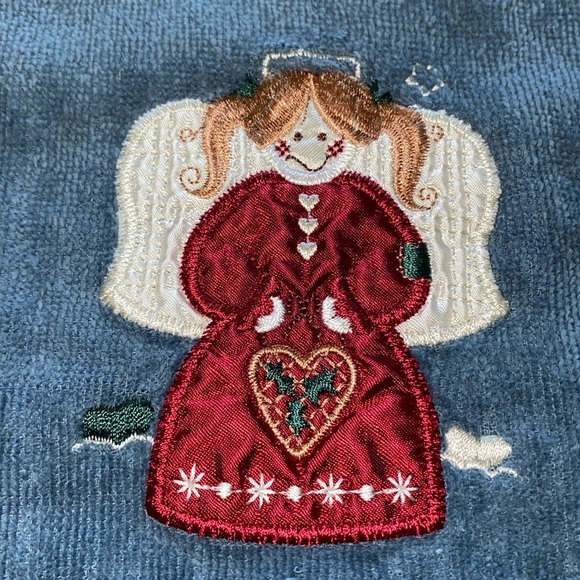 CHRISTMAS ANGEL metallic embroidered hand towel finger tip towel fringe edge - Picture 2 of 6